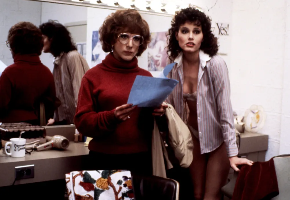 Geena Davis Talks Working With Ex Jeff Goldblum Oscars Wardrobe Controversy and Her New Book