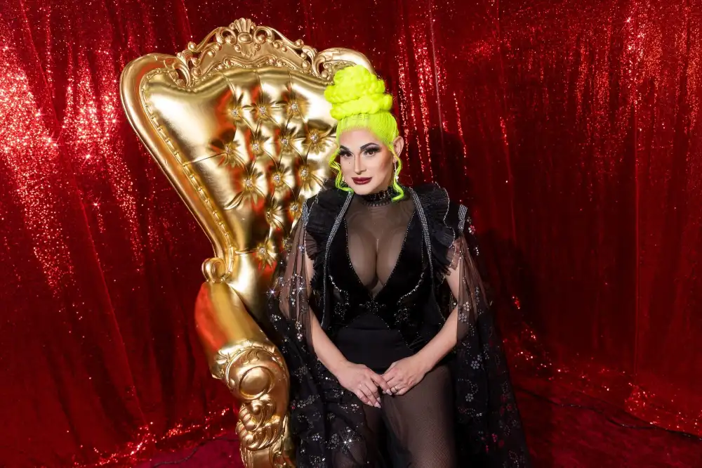 Cynthia Lee Fontaine