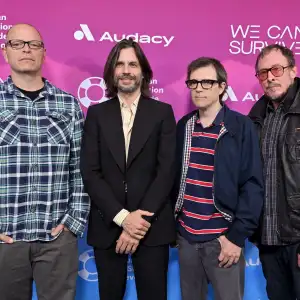 Weezer, 2022