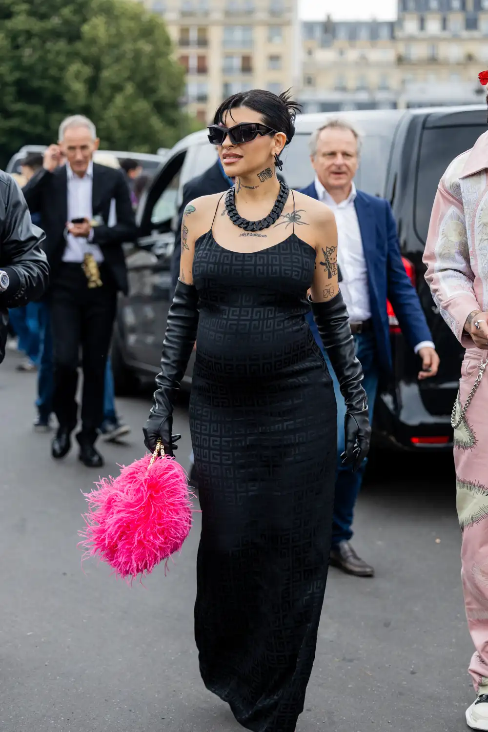 Cazzu en Par&iacute;s en 2023.