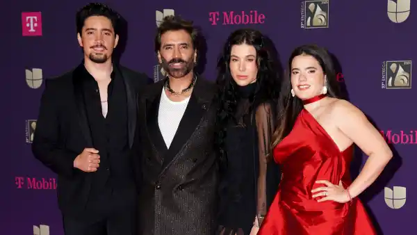 Alex Fernández, Alejandro Fernández, Karla Laveaga y Camila Fernández