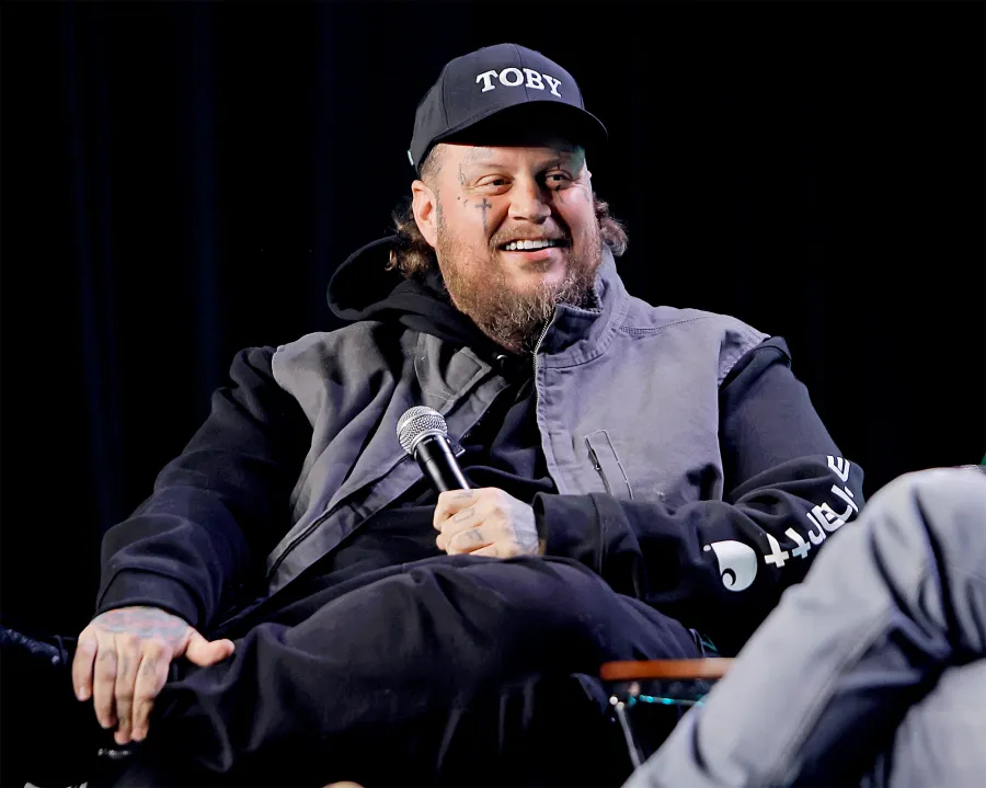 Jelly Roll Weight Loss Transformation 041025