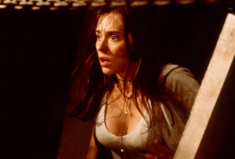 Jennifer Love Hewitt is Back in Peril in IKWYDLS Trailer