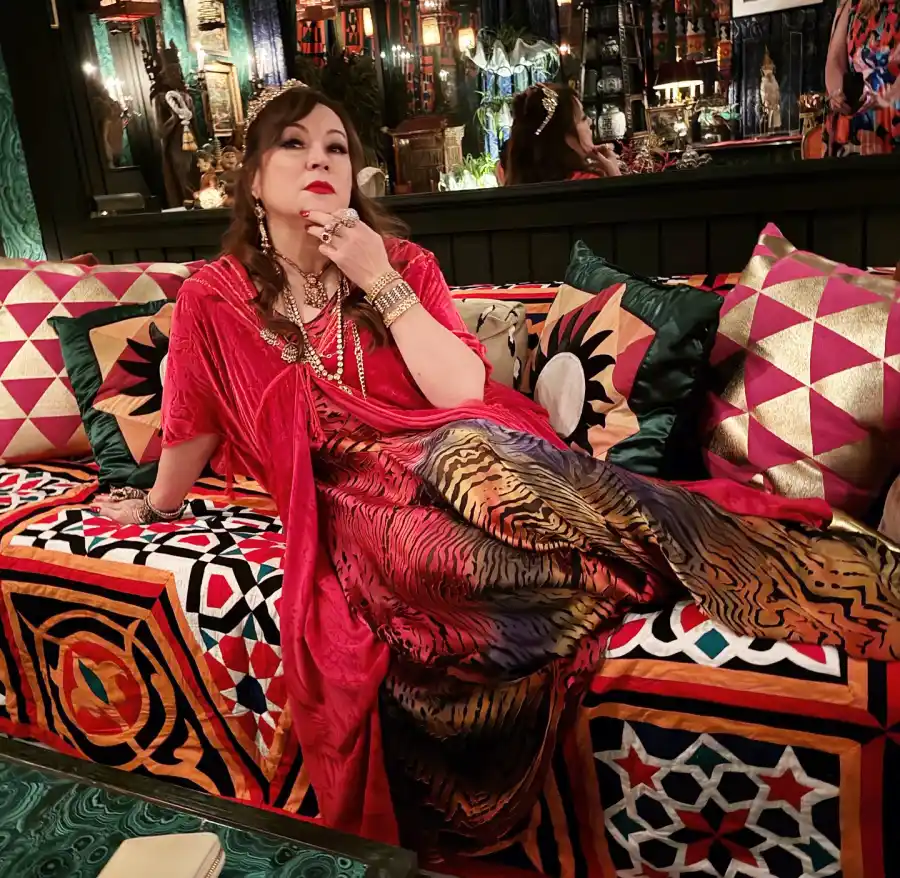 Jennifer Tilly Most Extravagant Jewelry Moments