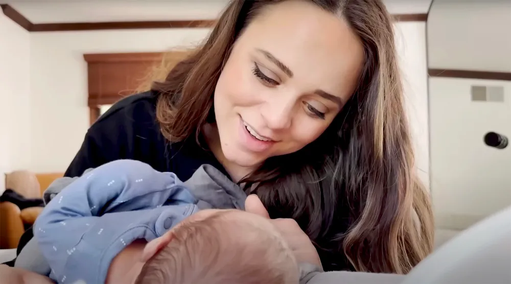 Jinger Duggar Explains Why She Hasn t Considered Nursing 3rd Baby