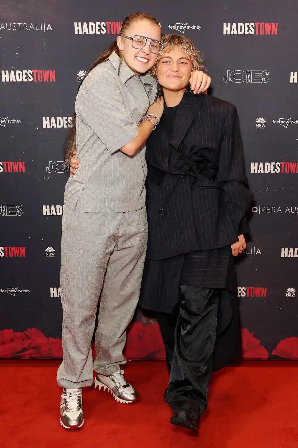 JoJo Siwa Hints at Many Reasons Behind Kath Ebbs Split After Chris Hughes Rumors