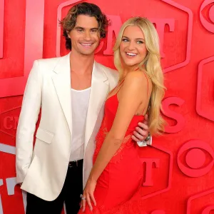 Kelsea Ballerini Shares The Voice Performance That Made Her Want to Make Out With Chase Stokes 742