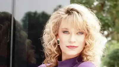 Knot s Landing Actress Lar Park Lincoln Dead at 63