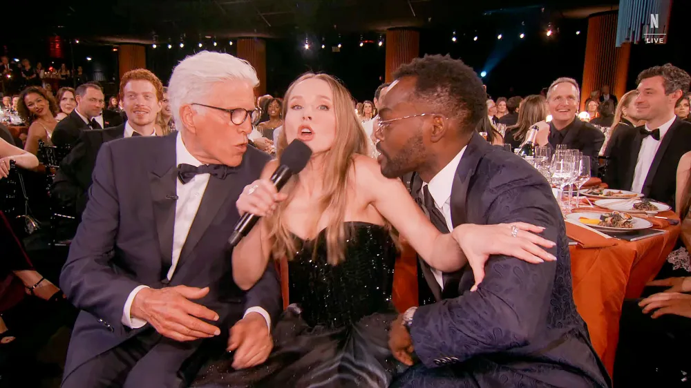 Kristen Bell and Ted Danson Award Shows Have Found Their Groove Again