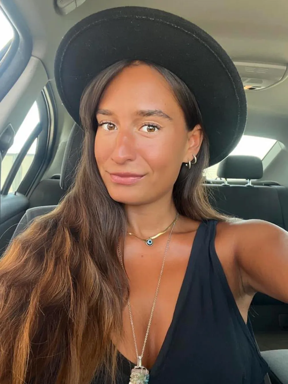Late Travel Influencer Vanessa Konopka and Partner Fernandos Relationship Timeline