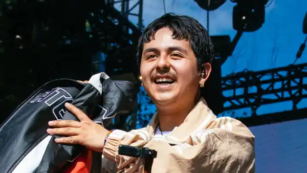 Macario Martínez cantante de folk mexicano