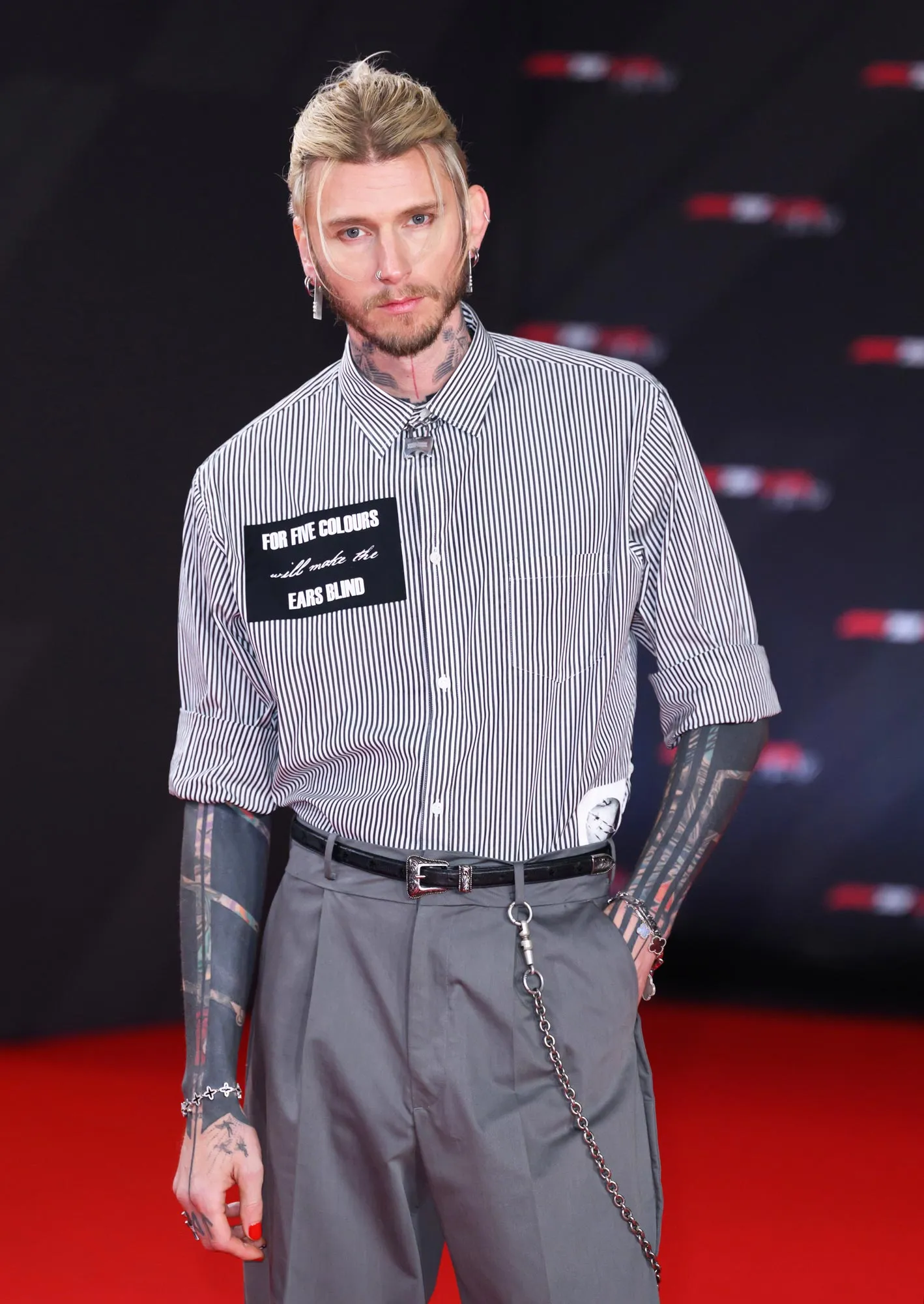 Machine Gun Kelly Unveils Child Actor Margarita at Coffee Shop After Slamming Brian Austin Green