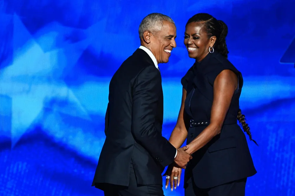 Michelle Obama Addresses Speculation That She and Husband Barack Obama Are Divorcing 461
