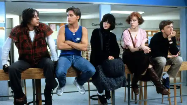 Judd Nelson, Emilio Estevez, Ally Sheedy, Molly Ringwald, Anthony Michael Hall in the Breakfast Club