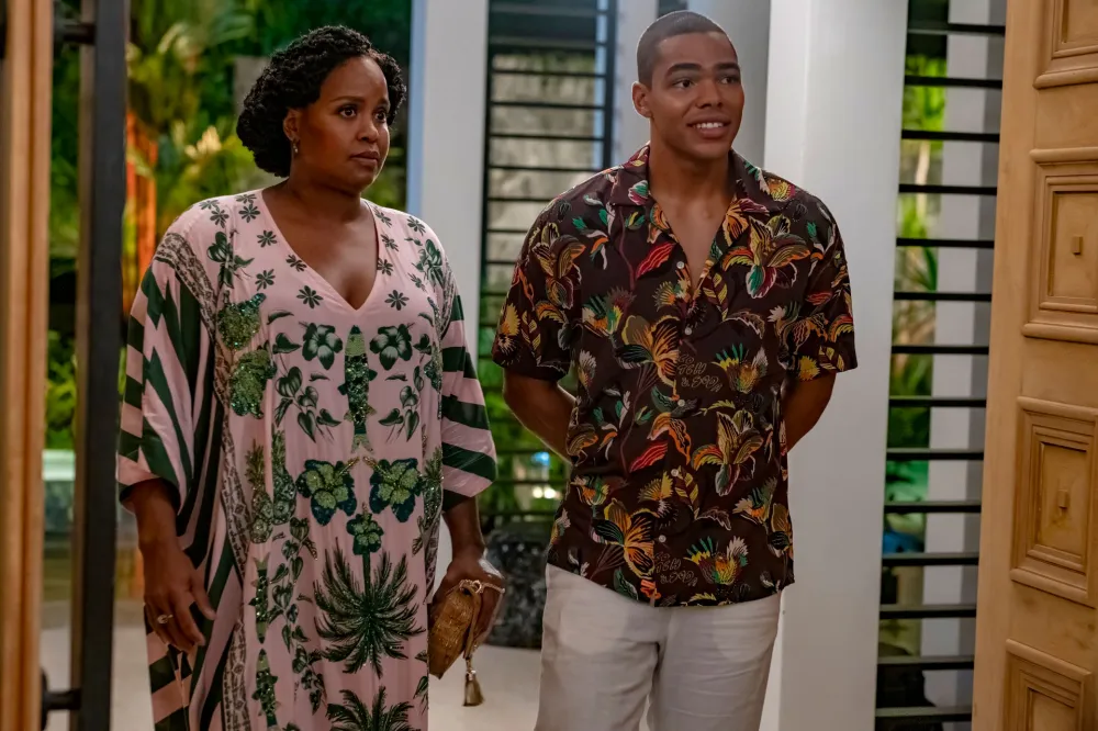 Natasha Rothwell and Nicholas Duvernay White Lotus