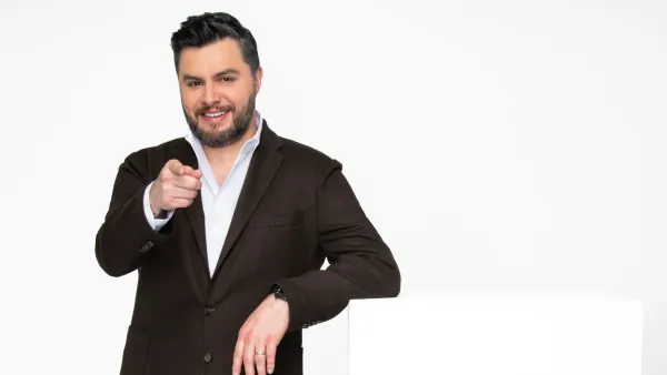 Paul Stanley en el programa de concursos 'Lo tomas o lo dejas' de TelevisaUnivision