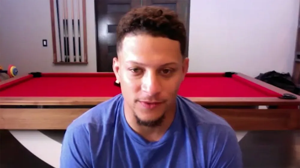 Patrick Mahomes Thinks He Looks Way Better With New Haircut