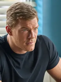 Alan Ritchson in Reacher Season 2.