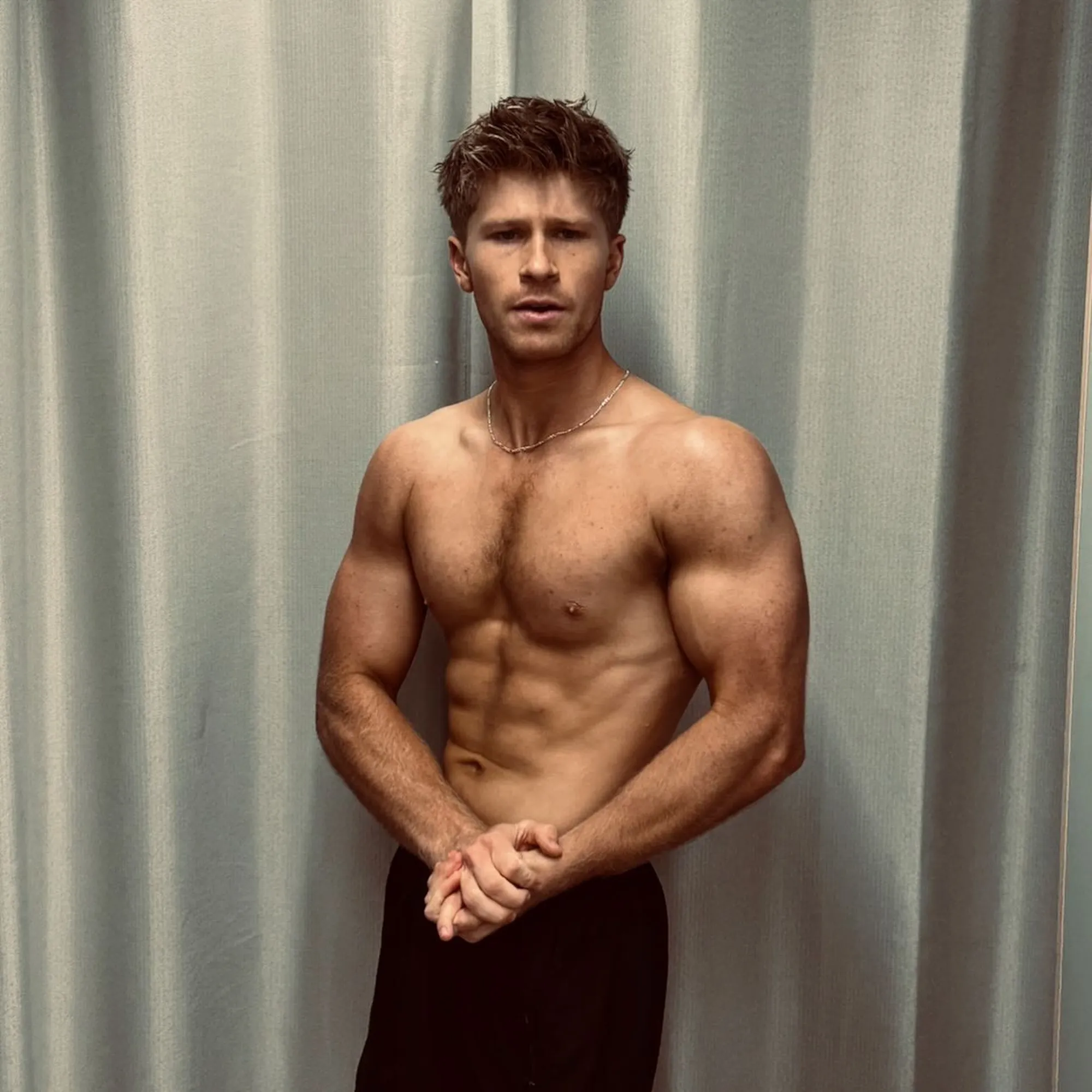 Robert Irwin Shares BTS of Him Bulking for Bonds Ad