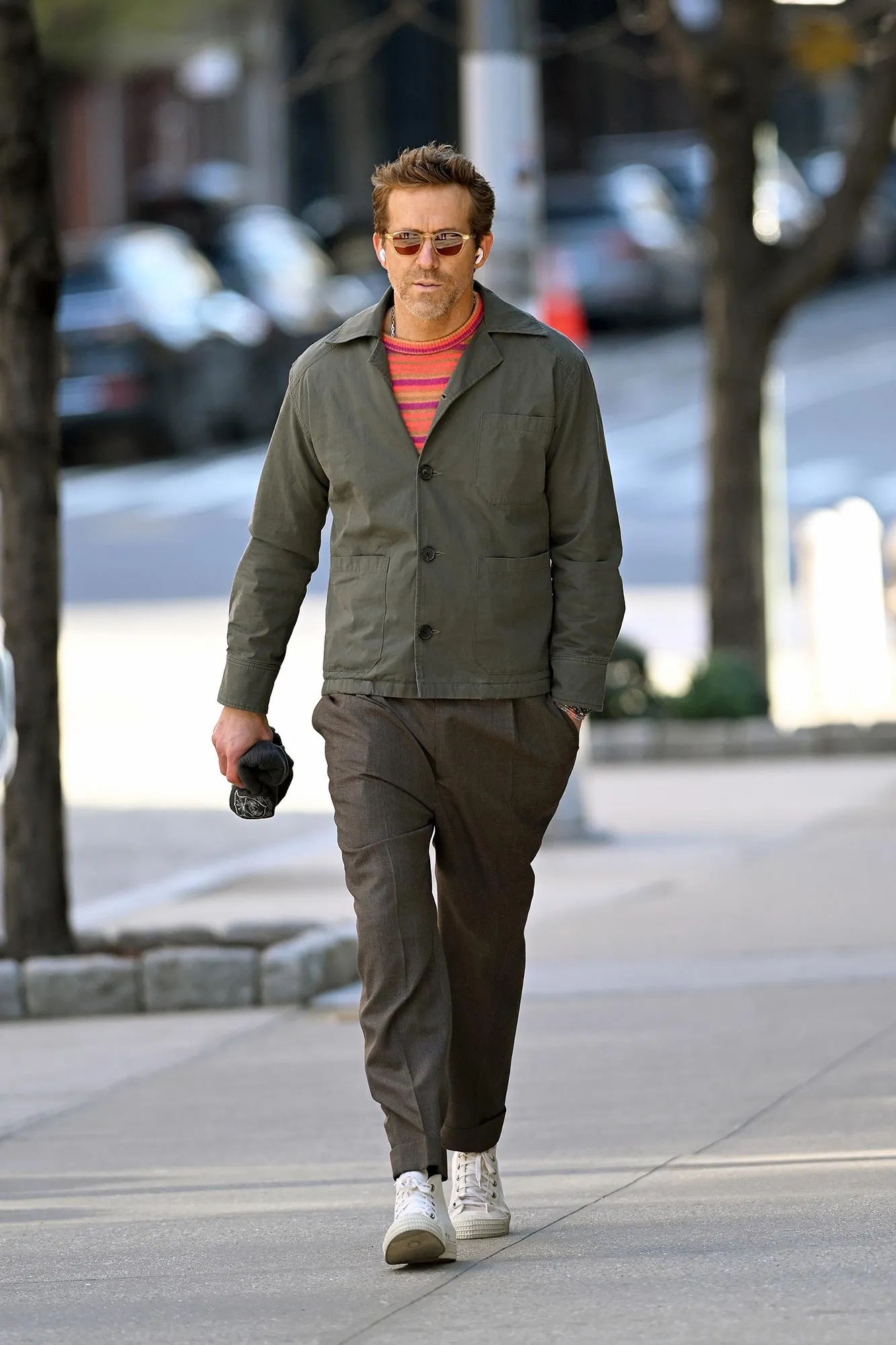 Ryan Reynolds Emerges for a Casual Solo Stroll Amid Justin Baldoni Lawsuit