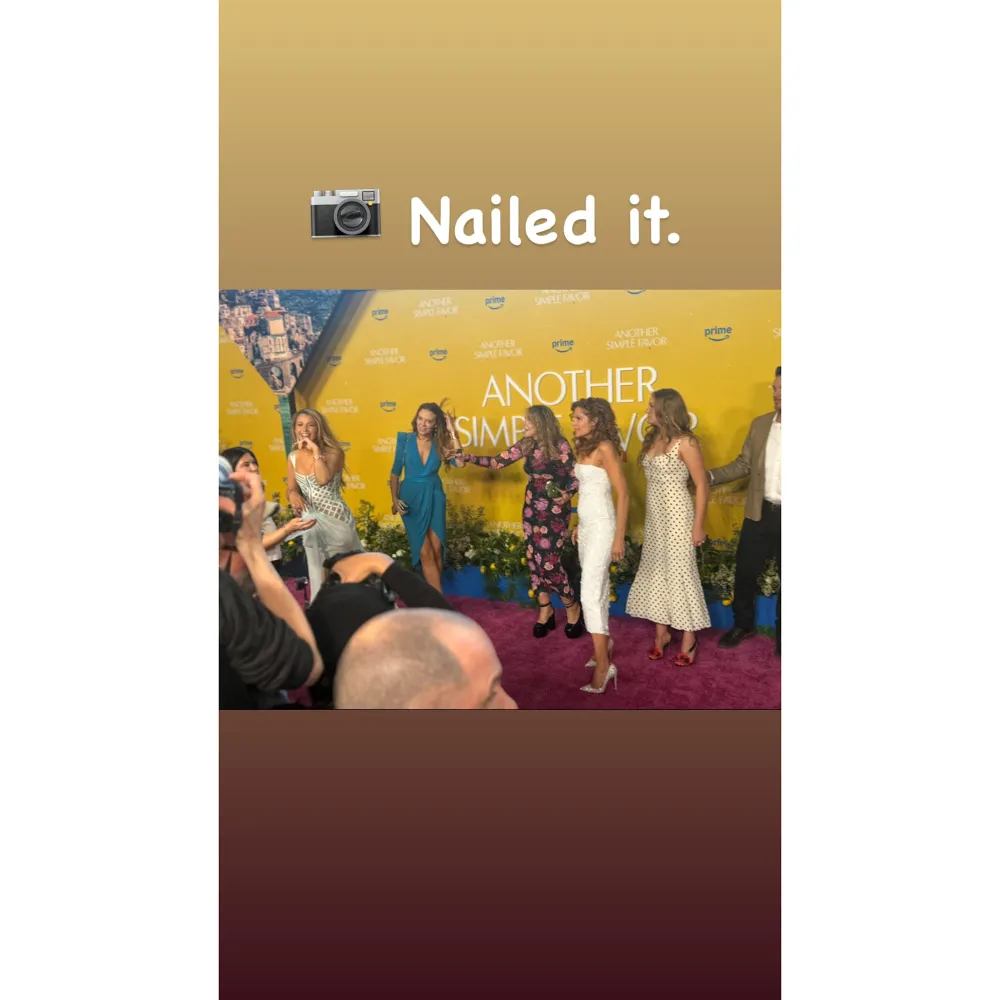 Ryan Reynolds Proudly Snaps Photos of Blake Lively at Red Carpet Event 2