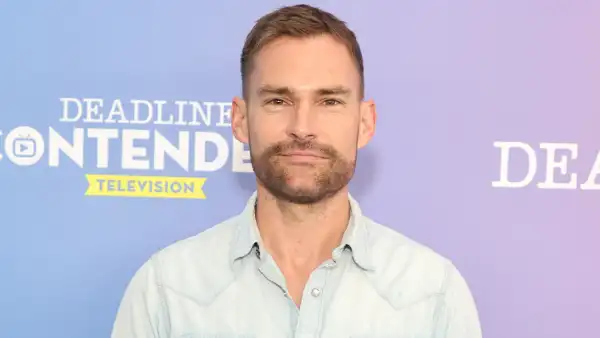Seann William Scott ex Claims Actor is Trying To Evict Her and Their Daughter