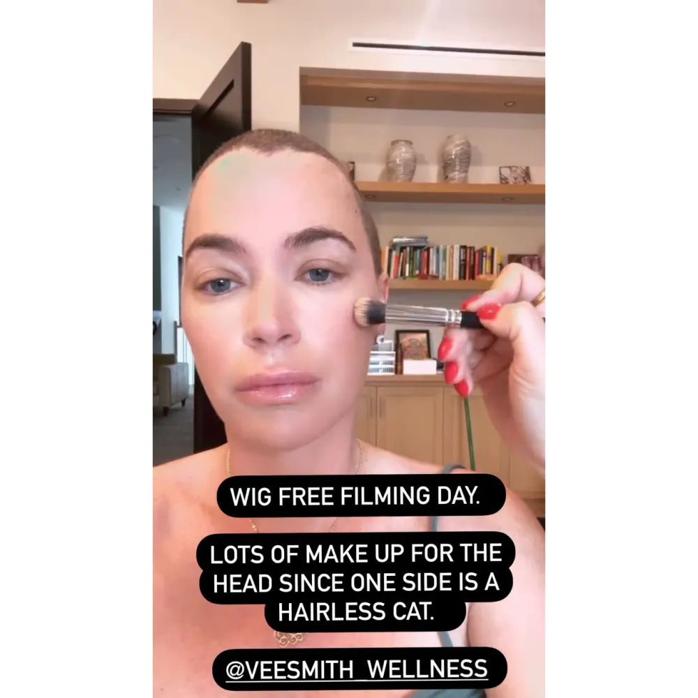 Teddi Mellencamp Uses Lots of Makeup While Filming Hairless Cat