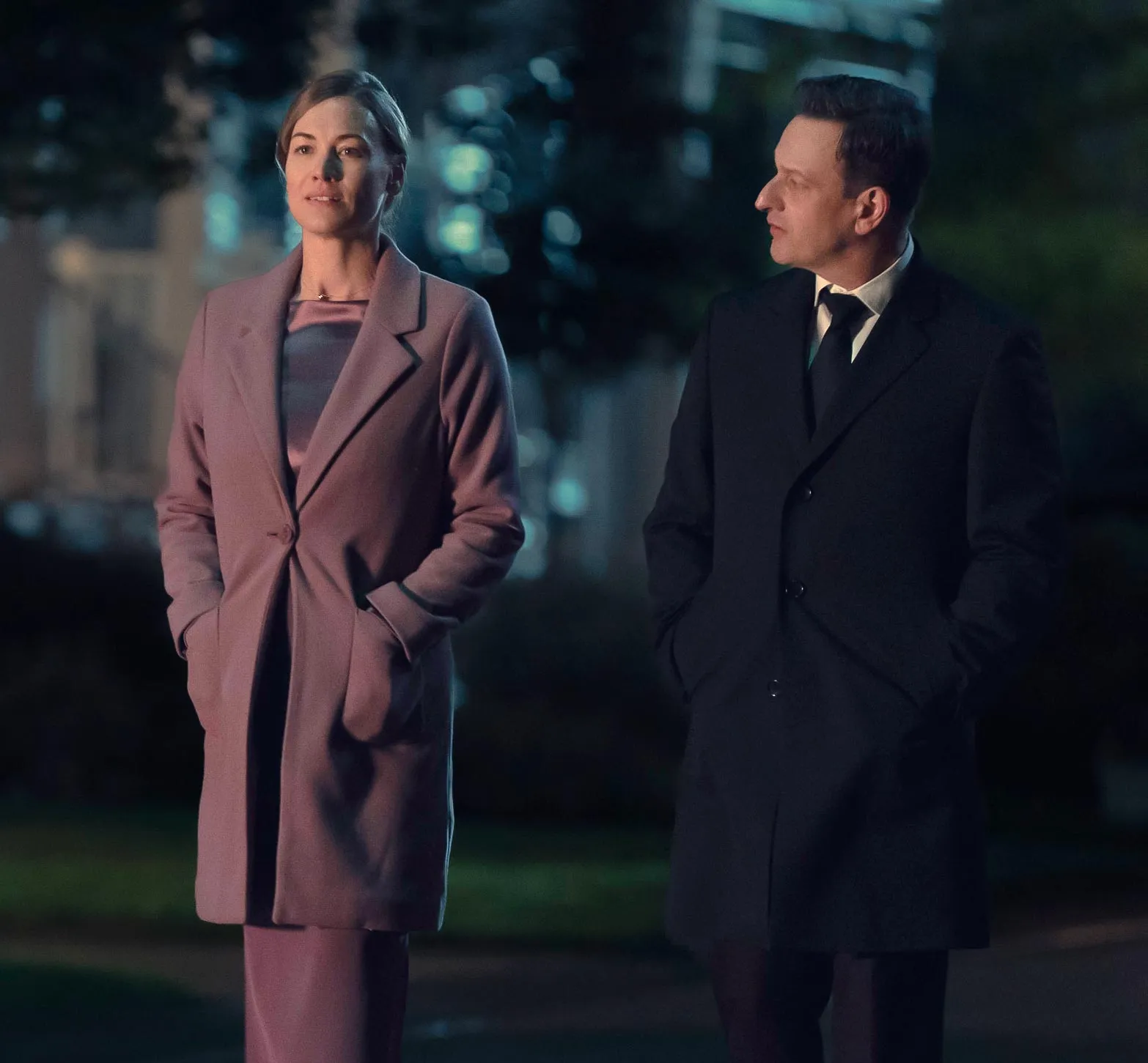 The Handmaids Tale Fans Have Mixed Feelings About This Surprise Romance in 6th and Final Season