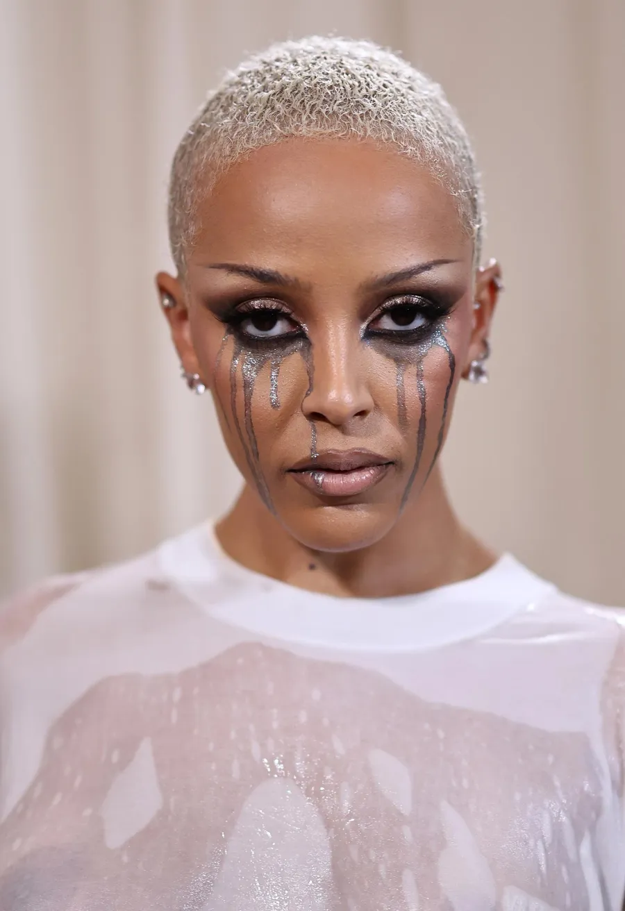 The Most Outrageous Met Gala Beauty Looks of All Time Photos