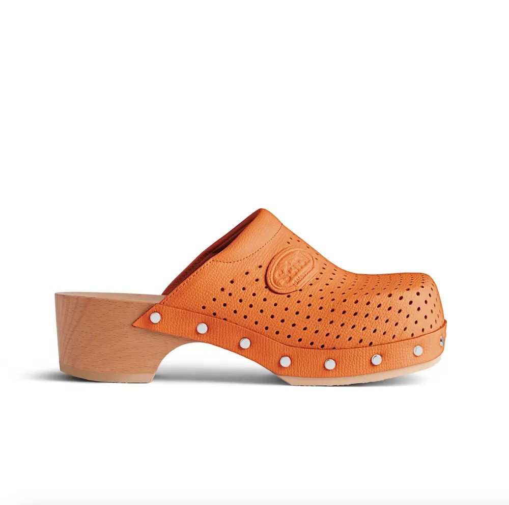 The Ugly Shoe Trend Has a New Addition Dr Scholl s x Balenciaga