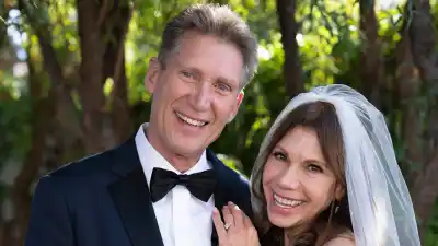 Theresa Nist Reflects on Divorce