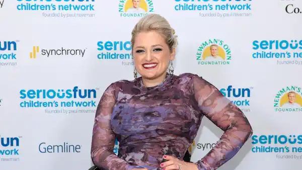 Tony Winner Ali Stroker Reveals She Suffered a Miscarriage in January Knocked Me Off My Feet 320