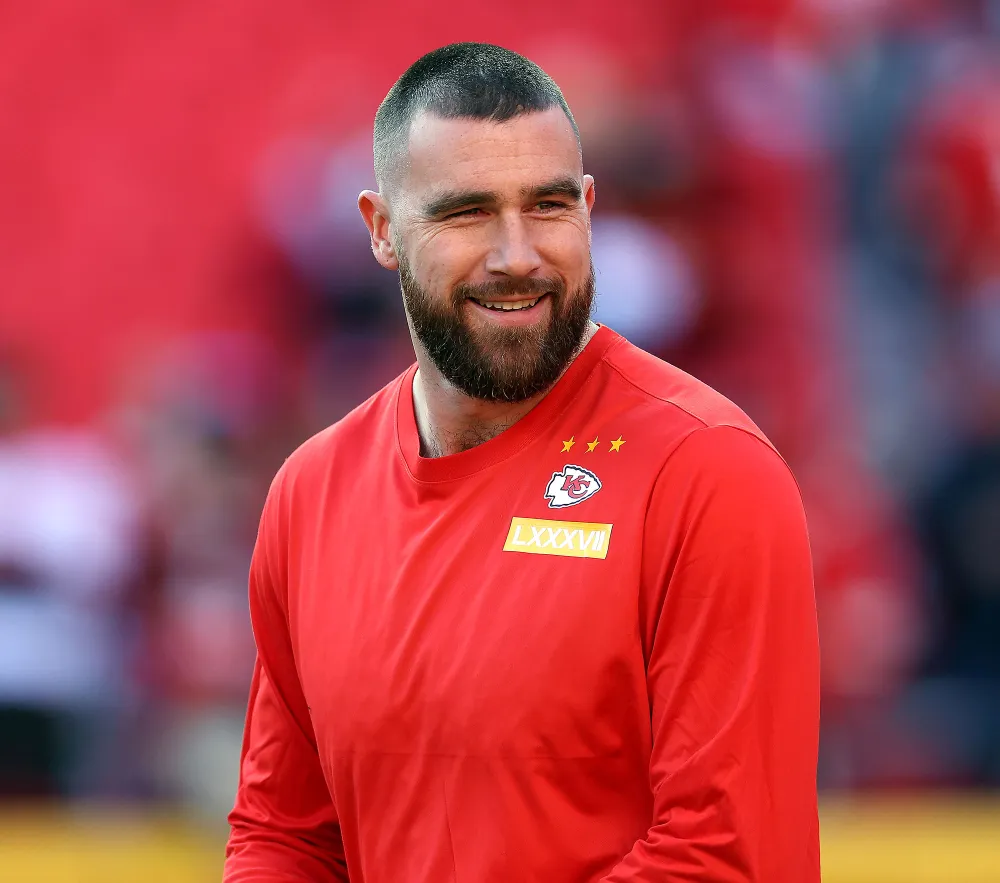Travis Kelce Meets Newborn Niece
