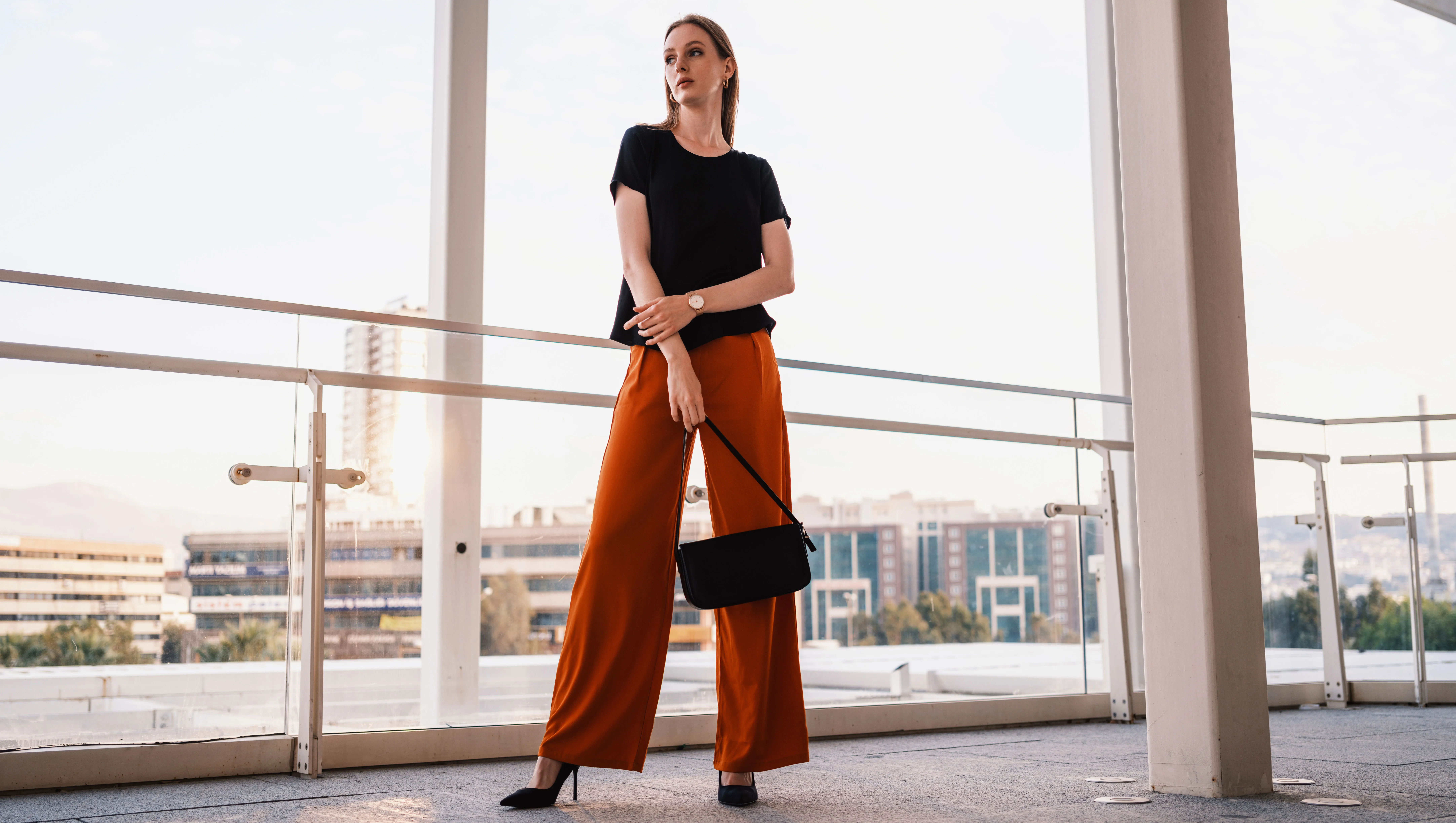 Tummy-Hiding-Trousers-Feature-Image