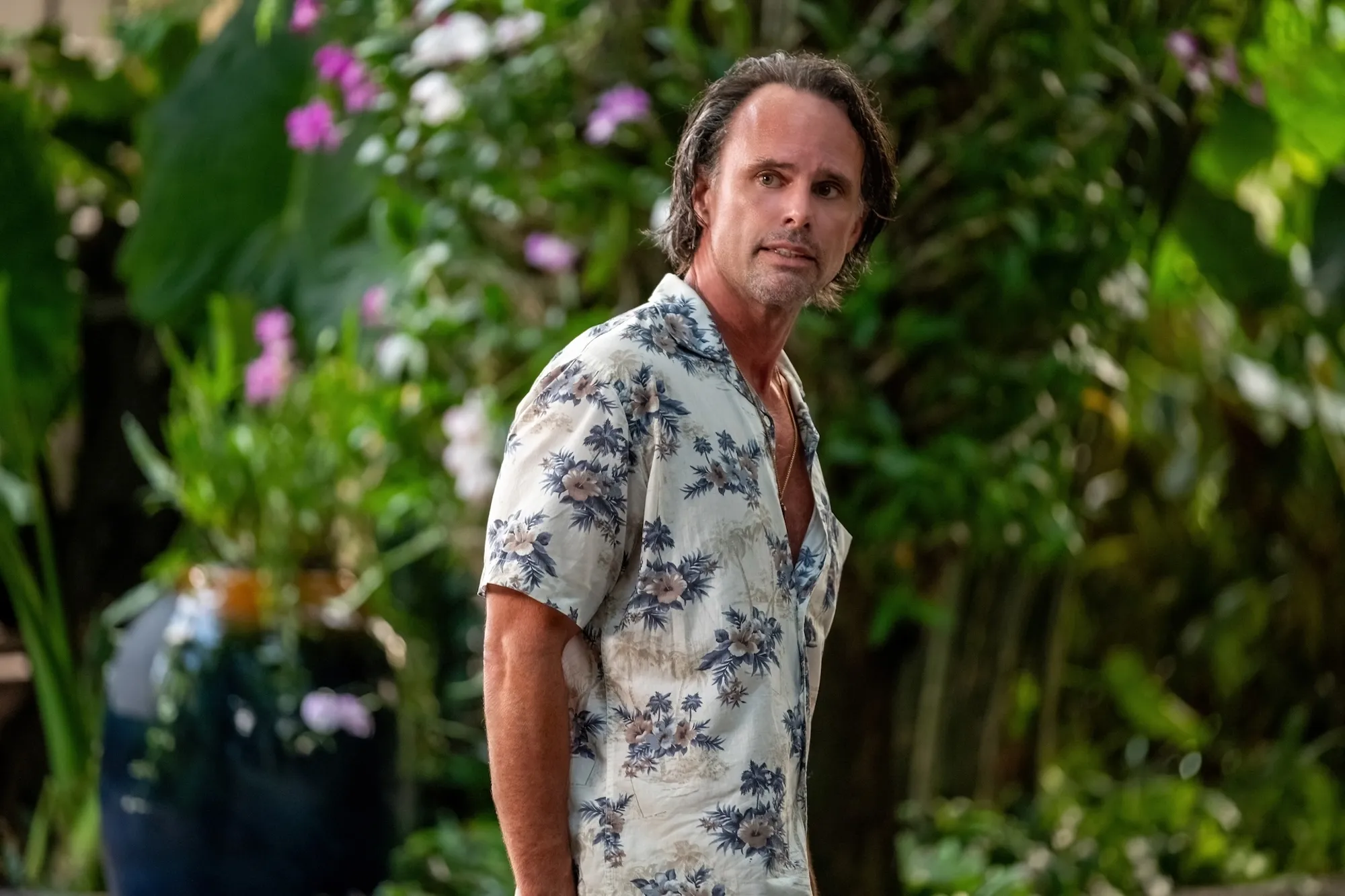 Walton Goggins Went to Thailand to Grieve His Wife 2 Decades Before Filming White Lotus Death