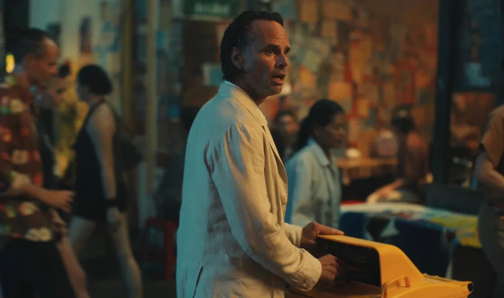 White Lotus' Walton Goggins Kicks Off His Mornings With Coffee in the Nude