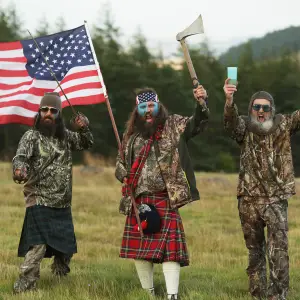 Who Is Returning to Duck Dynasty Revival