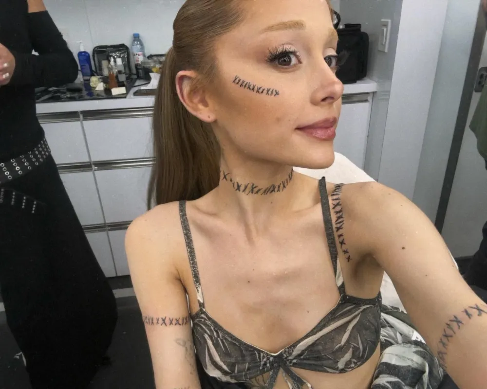 Ariana Grande Debuts Her Biggest Hair Transformation in Years