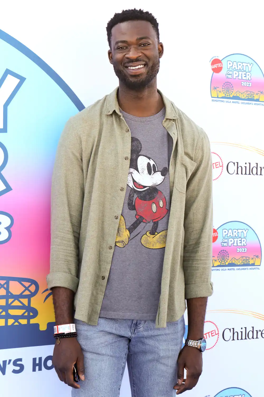 Bachelor Nation Stars Supporting Clayton Echard After Ex Gabby Windey Criticized His Dancing