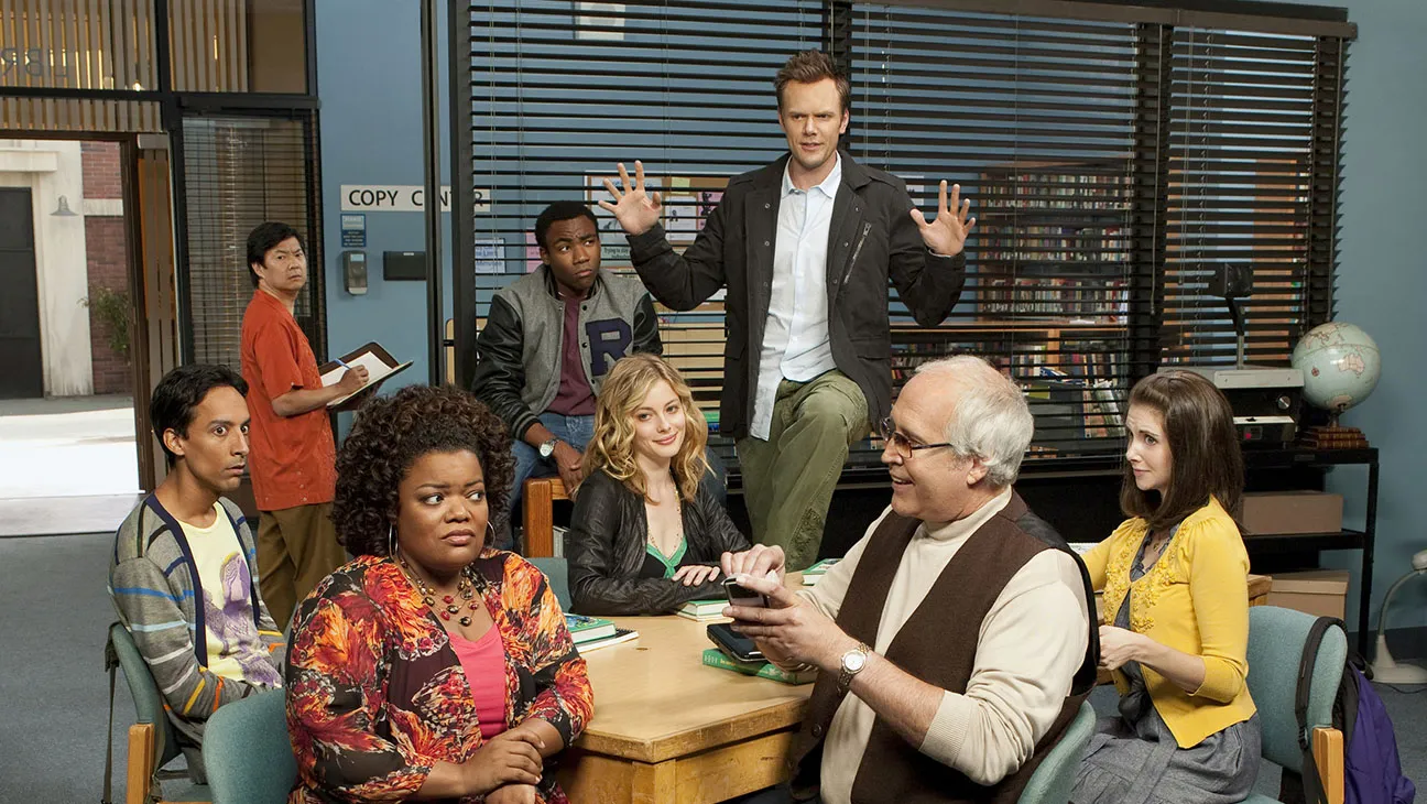Danny Pudi, Ken Jeong, Donald Glover, Joel McHale, Yvette Nicole Brown, Gillian Jacobs, Chevy Chase and Alison Brie in 'Community.'