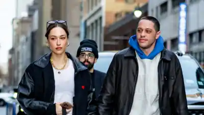 Pete Davidson and Elsie Hewitt Enjoy Courtside Date Night at Knicks Game