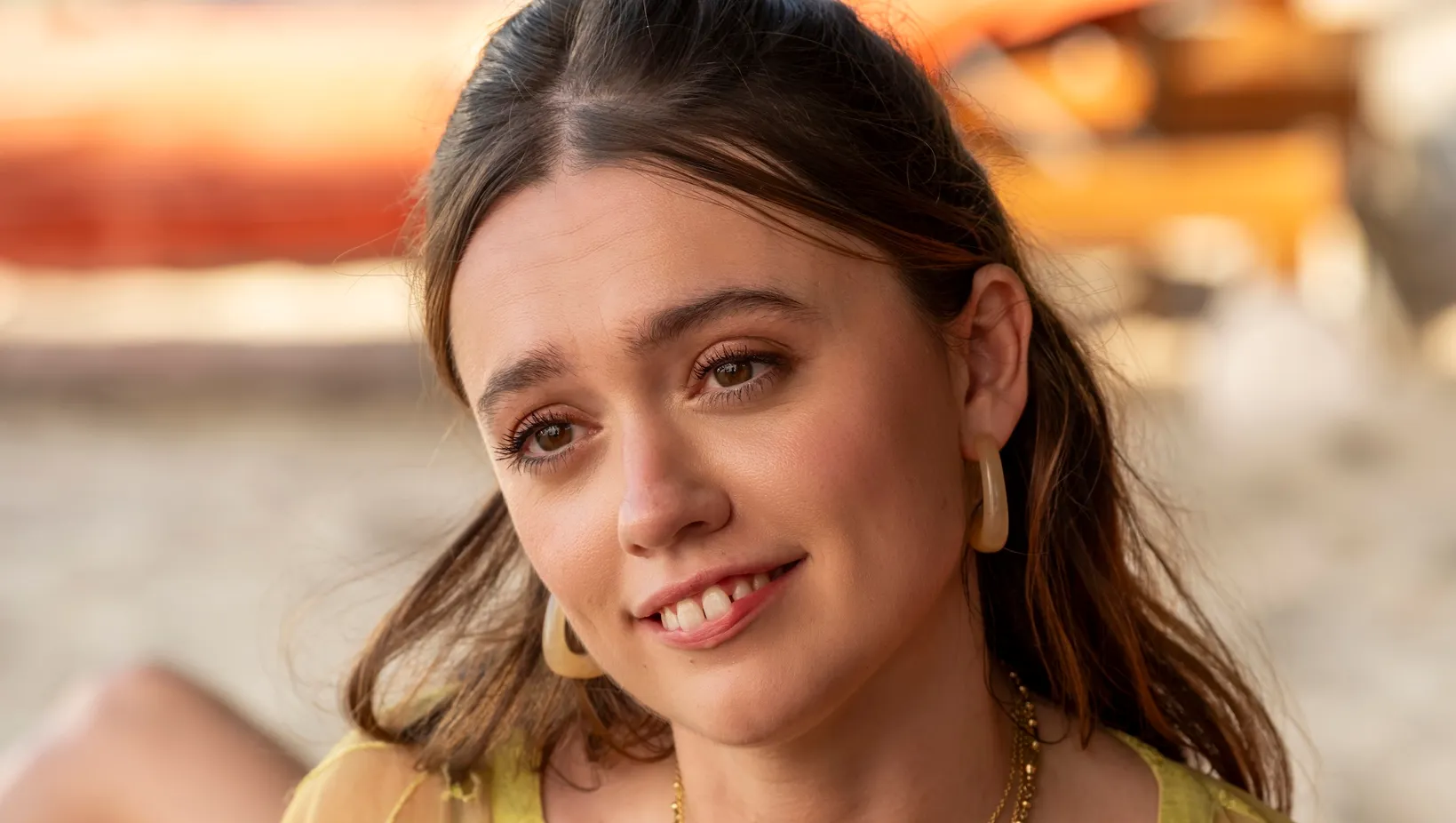 make-mascara-white-lotus