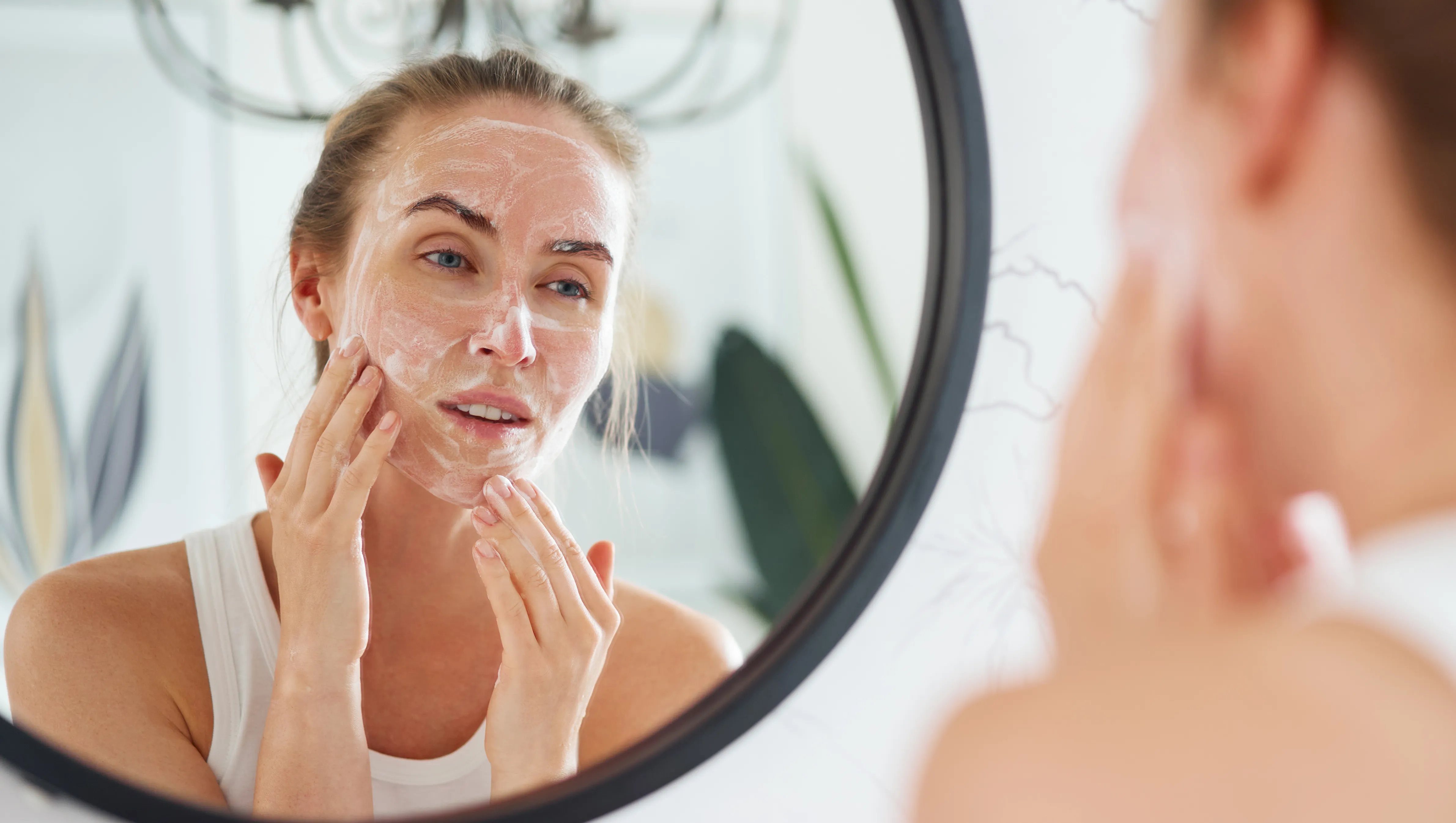 salt-stone-facial-cleanser