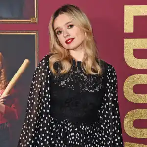 White Lotus star Aimee Lou Wood Dad Says Hes Grateful to Reconcile With Family After Estrangement