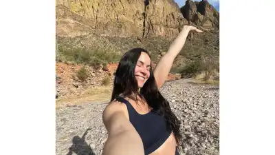 FEATURE 5 Things to Know About Hiking Influencer Hannah Moody After Mysterious Death