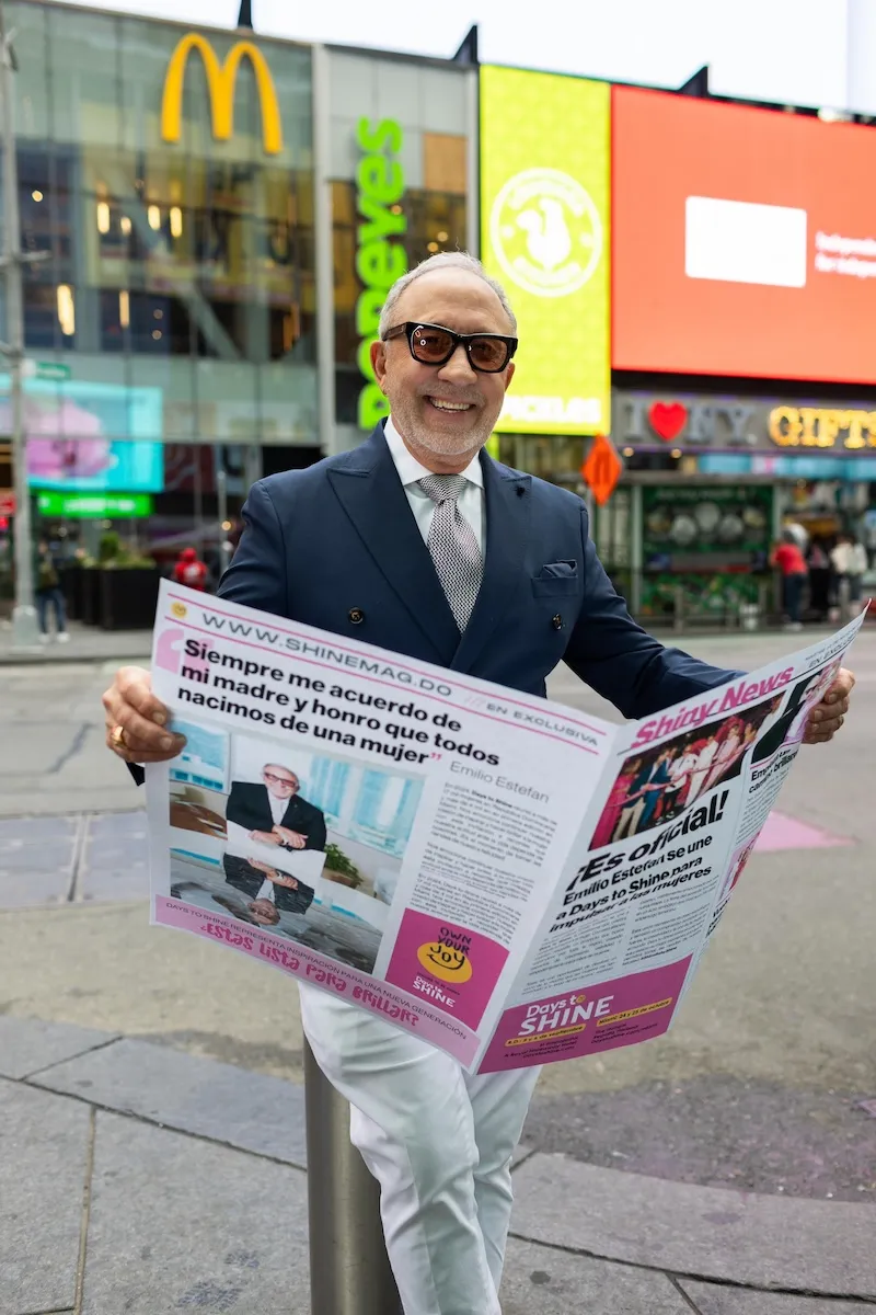 Emilio Estefan como socio de Days to Shine