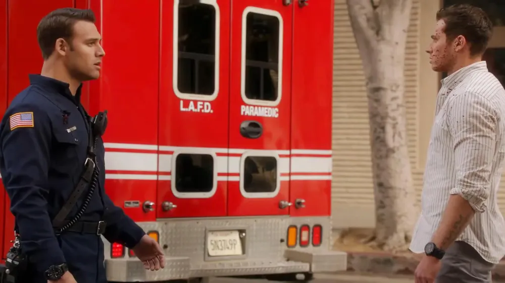 9 1 1 s Oliver Stark and Ryan Guzman Break Down Some Fan Favorite Buddie &mdash; And Solo &mdash; Scenes (1)