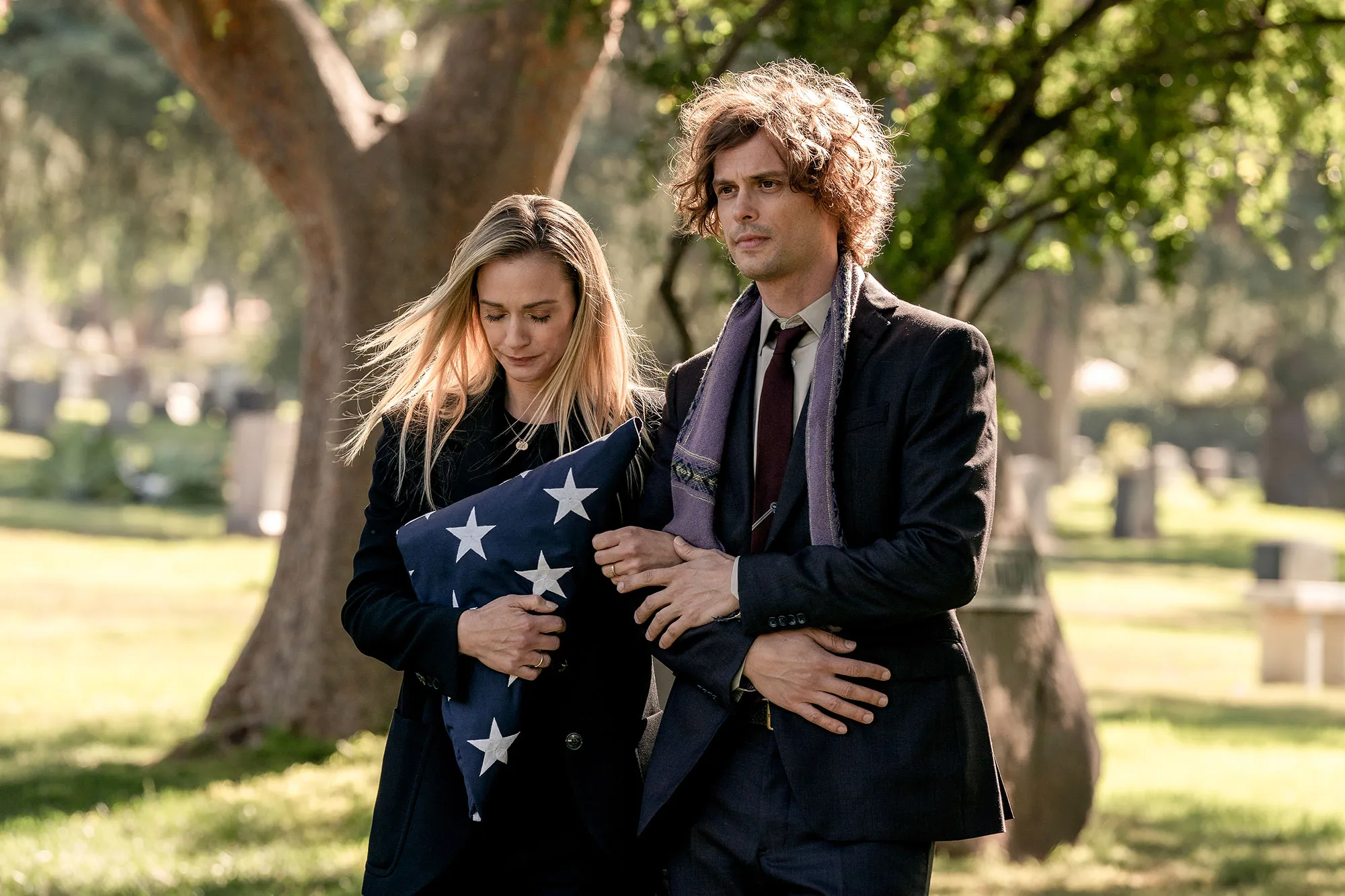 AJ Cook and Matthew Gray Gubler 02 Criminal Minds Evolution