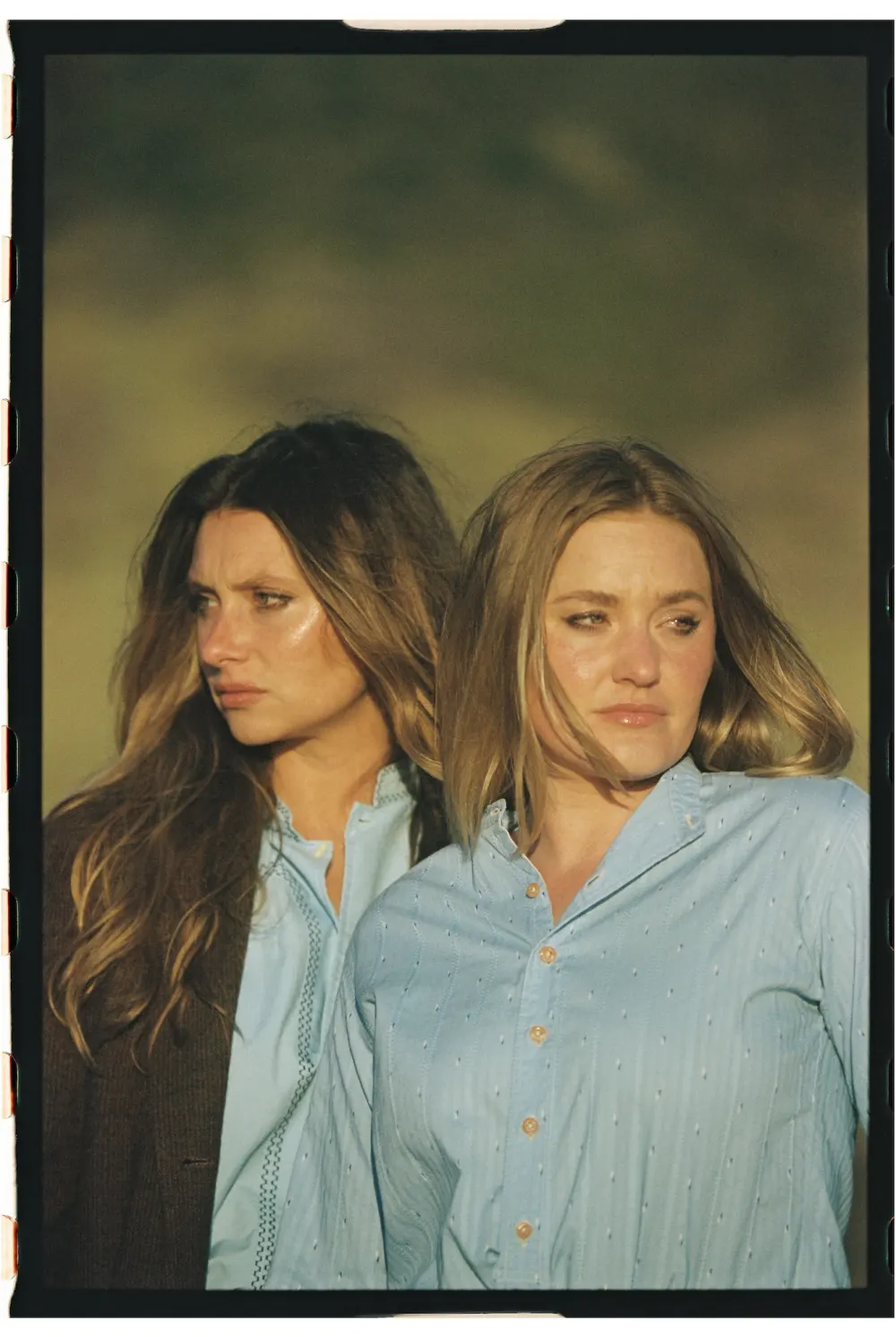 Aly and AJ 77712028-53727