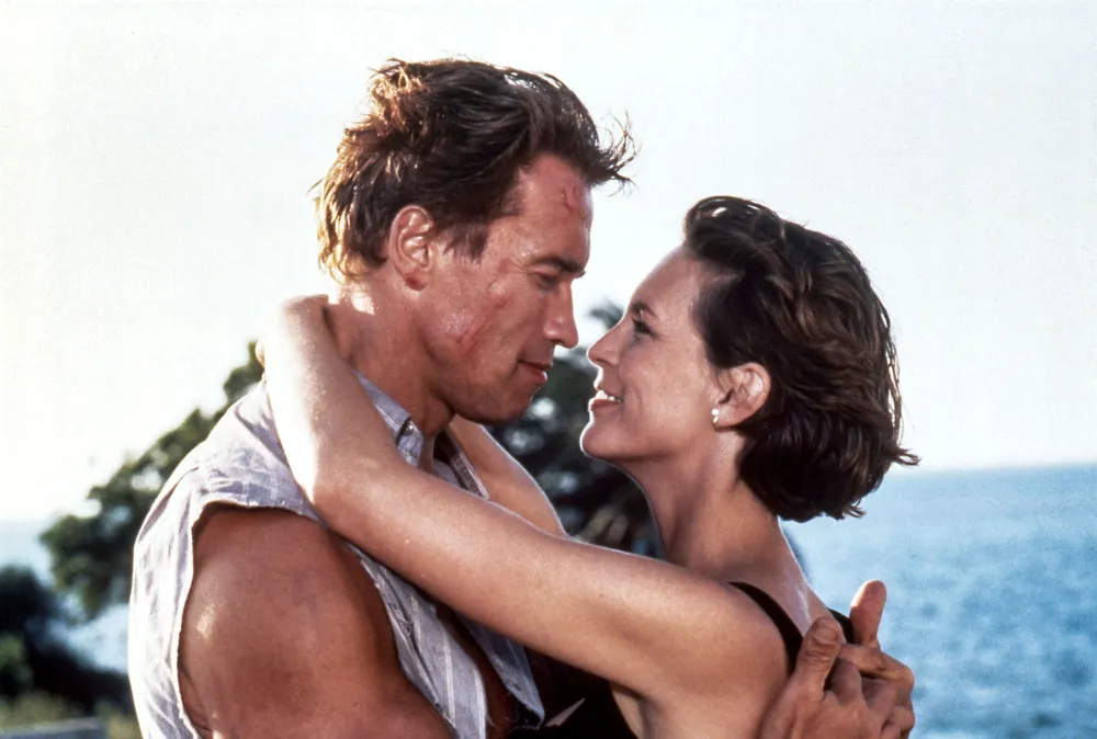 Arnold Schwarzenegger and Jamie Lee Curtis Have True Lies Reunion 3